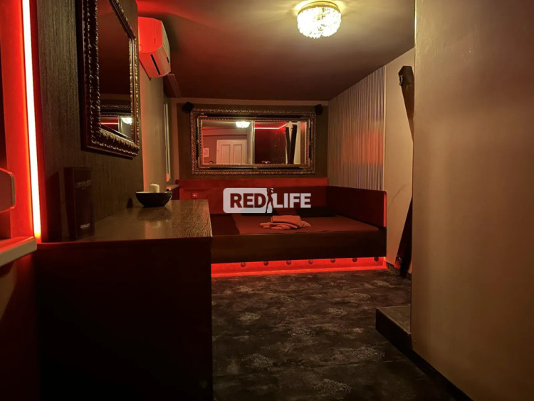chalet erotický podnik Escort práce
