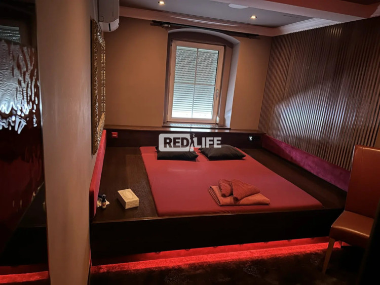 chalet erotický podnik Escort práce