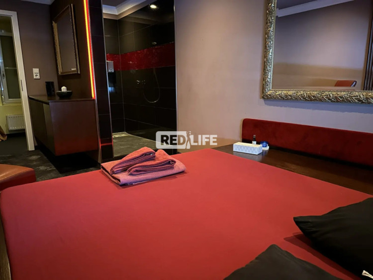 chalet erotický podnik Escort práce